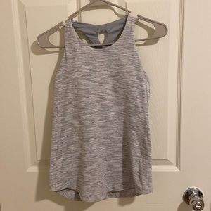 Lululemon - criss cross back tank